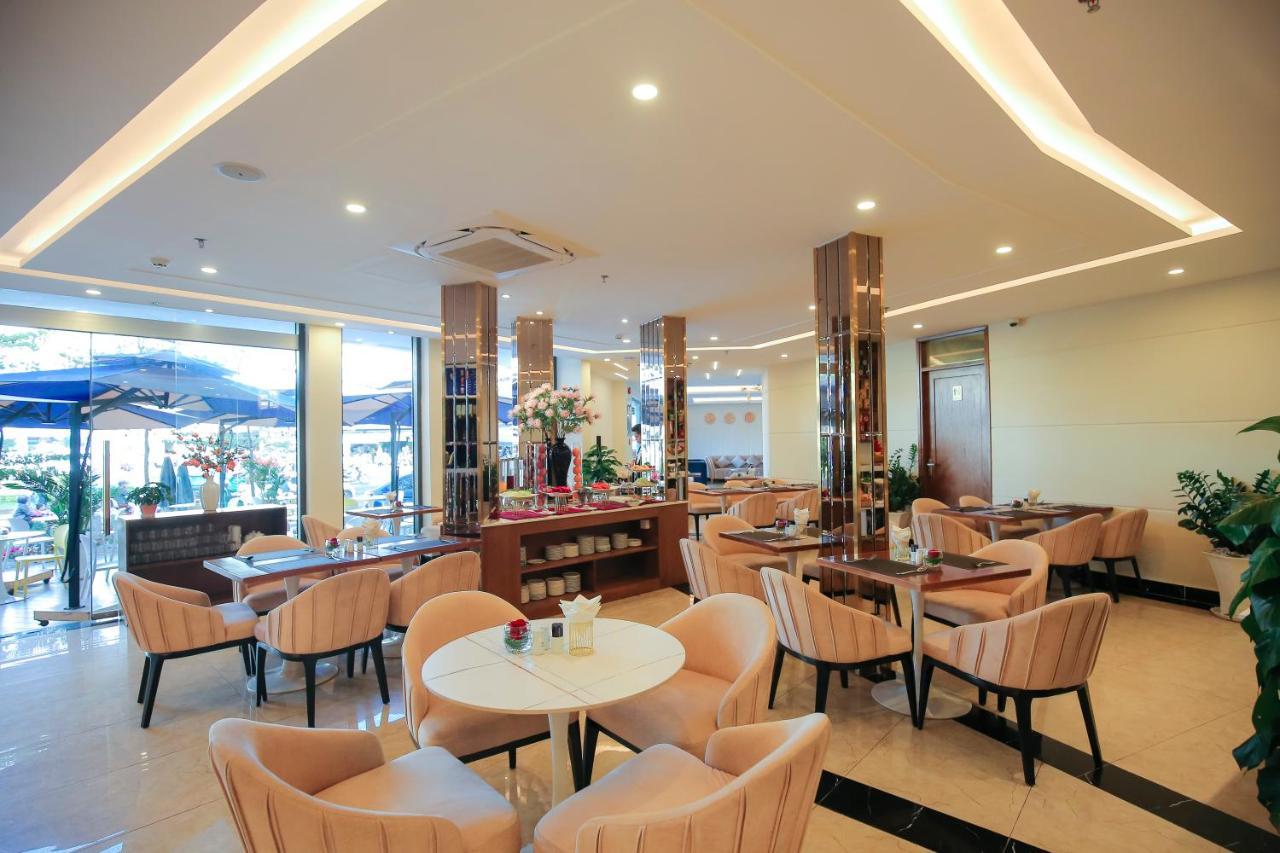 Sandals Flora Hotel ดาลัด ภายนอก รูปภาพ