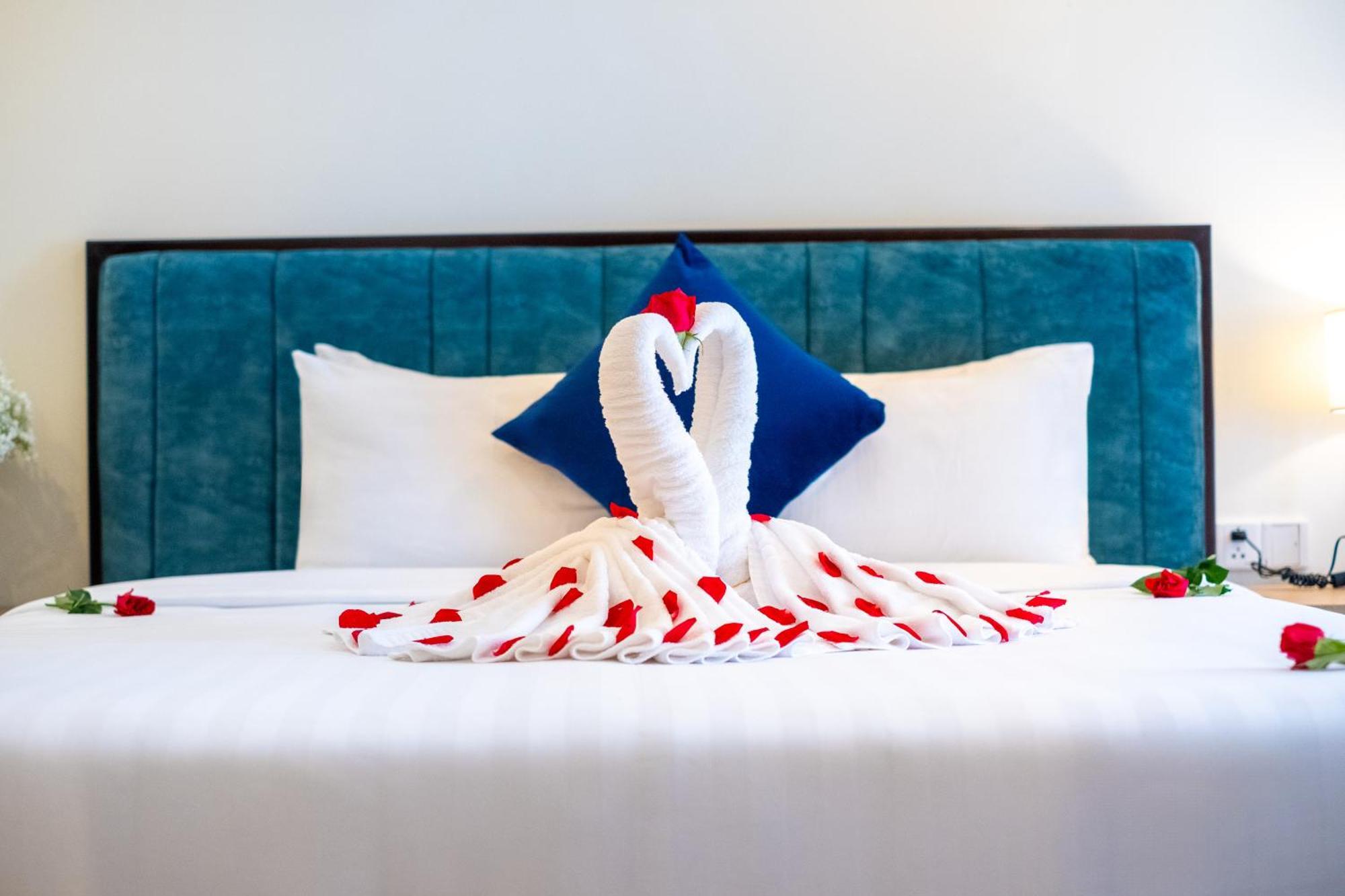 Sandals Flora Hotel ดาลัด ภายนอก รูปภาพ