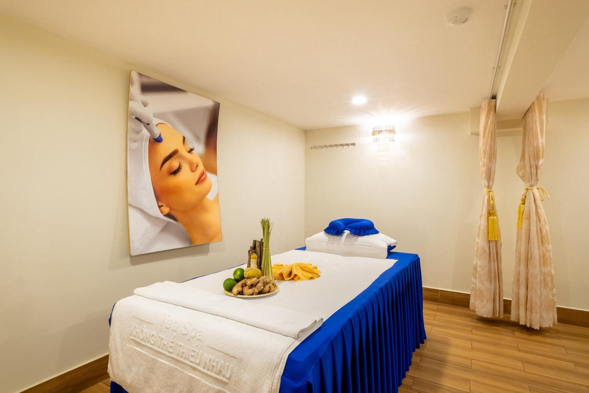 Sandals Flora Hotel ดาลัด ภายนอก รูปภาพ